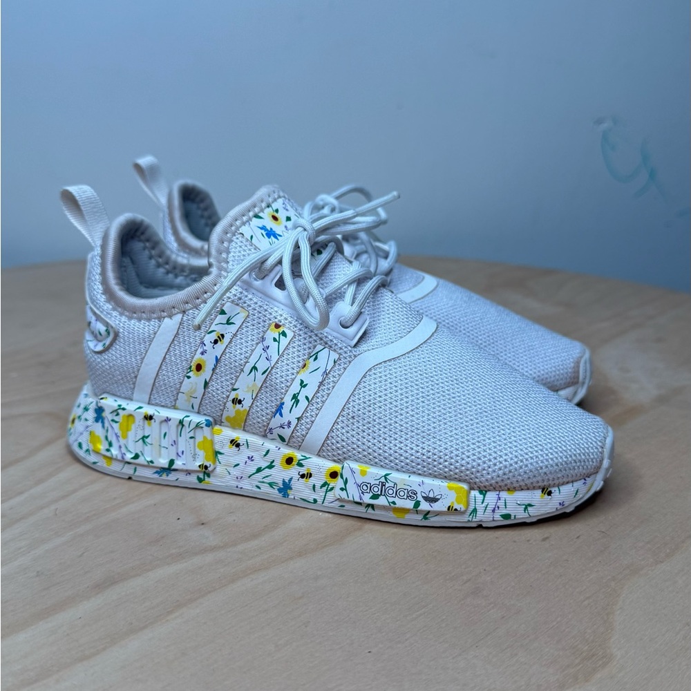 Adidas Kids Girls NMD R1 Floral Lace Up Sneakers Size 10C